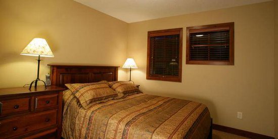 Sun Peaks 4 Bedroom Accommodation - Woodhaven - #1482 Sun Peaks 4 Bedroom Accommodation - Woodhaven - #1482