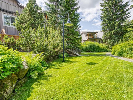 Whistler 2 Bedroom Accommodation - Glacier's Reach - #1495