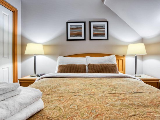 Whistler 2 Bedroom Accommodation - Glacier's Reach - #1495