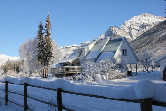 Kicking Horse 4 Bedroom Accommodation - Blaeberry Valley - #1510