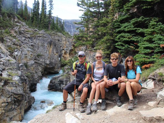 Kicking Horse 4 Bedroom Accommodation - Blaeberry Valley - #1510