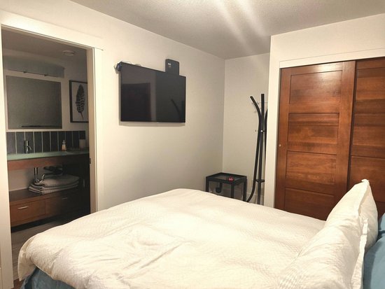 Big White 2 Bedroom Accommodation - Raven - #1521