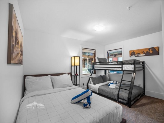 Big White 2 Bedroom Accommodation - Raven - #1521