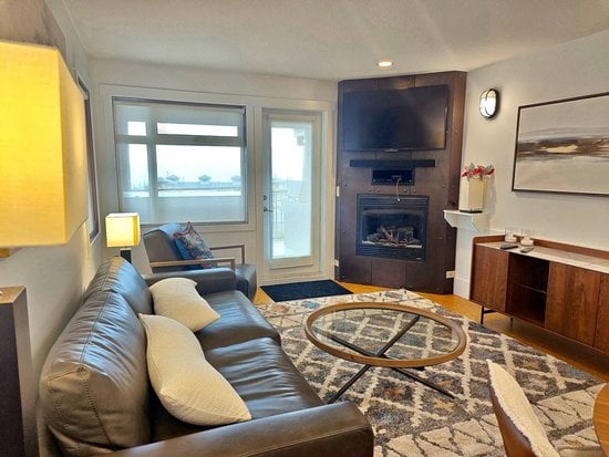2 Bedroom Big White Vacation Rental - Raven