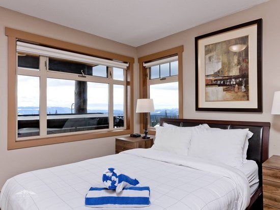 Big White 3 Bedroom Accommodation - Raven - #1527 Big White 3 Bedroom Accommodation - Raven - #1527