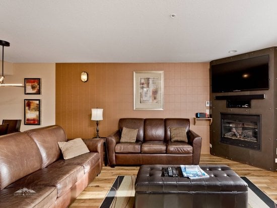 Big White 3 Bedroom Accommodation - Raven - #1527 Big White 3 Bedroom Accommodation - Raven - #1527