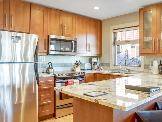 Big White 2 Bedroom Accommodation - Raven - #1528