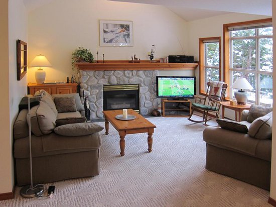 2 Bedroom Whistler Vacation Rental - Arrowhead Point