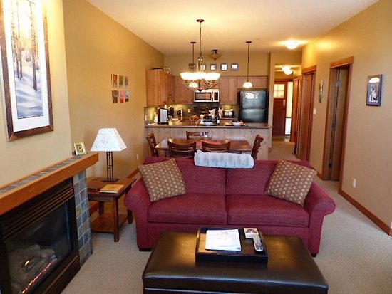Sun Peaks 2 Bedroom Accommodation - Settlers Crossing - #1590 Sun Peaks 2 Bedroom Accommodation - Settlers Crossing - #1590
