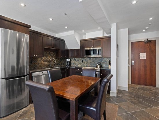 Whistler 2 Bedroom Accommodation - Glacier Lodge - #1646