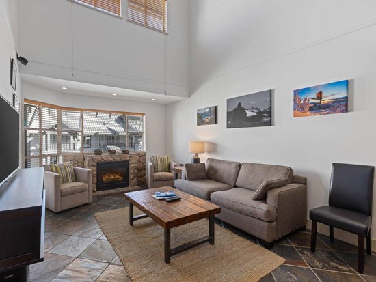 Whistler 2 Bedroom Accommodation - Glacier Lodge - #1646