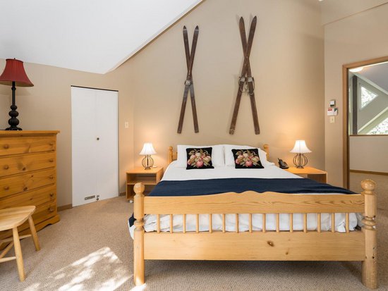 Whistler 3 Bedroom Accommodation - Snowgoose - #17