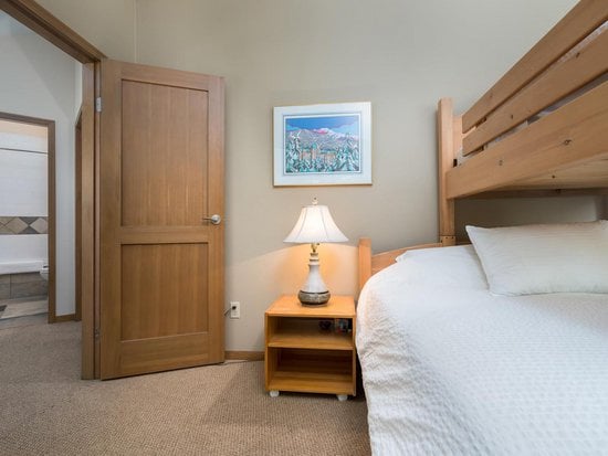 Whistler 3 Bedroom Accommodation - Snowgoose - #17