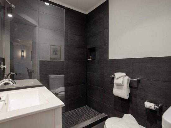 Whistler 5 Bedroom Accommodation - Snowgoose - #1725