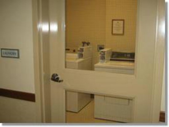 Sun Peaks 2 Bedroom Accommodation - Fireside Lodge - #1750 Sun Peaks 2 Bedroom Accommodation - Fireside Lodge - #1750
