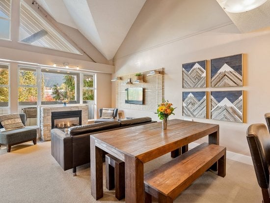 Whistler 3 Bedroom Accommodation - Glacier Lodge - #1839 Whistler 3 Bedroom Accommodation - Glacier Lodge - #1839