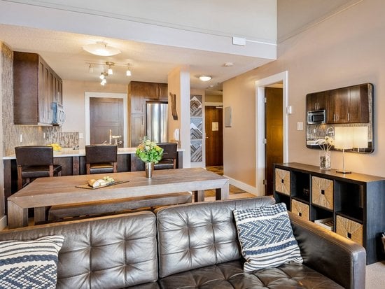 Whistler 3 Bedroom Accommodation - Glacier Lodge - #1839 Whistler 3 Bedroom Accommodation - Glacier Lodge - #1839