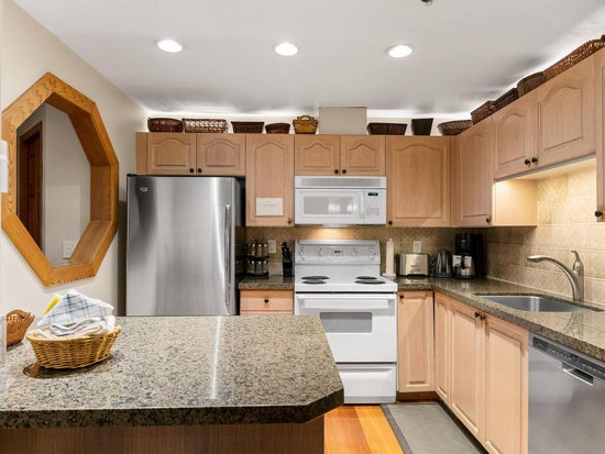 Whistler 2 Bedroom Accommodation - Stoney Creek - Sunpath - #184