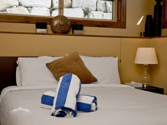 Big White 3 Bedroom Accommodation - Southpoint - #1853