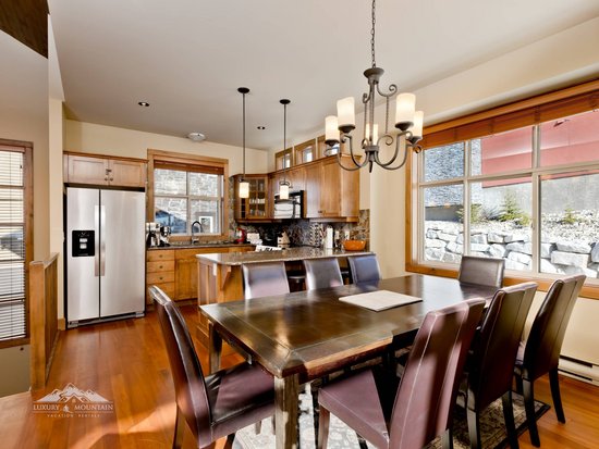 Big White 3 Bedroom Accommodation - Southpoint - #1853