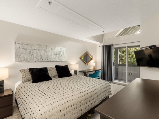 Whistler 2 Bedroom Accommodation - Glacier Lodge - #1857