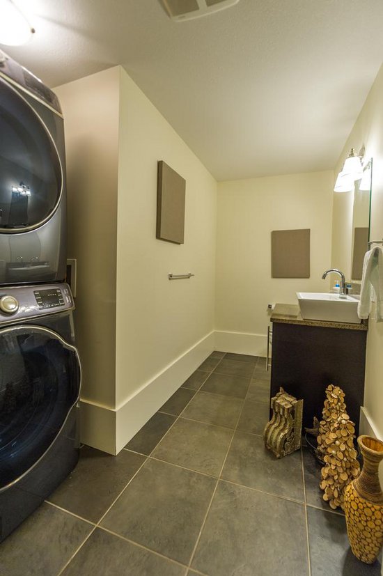 Big White 6 Bedroom Accommodation - The Edge - #1882