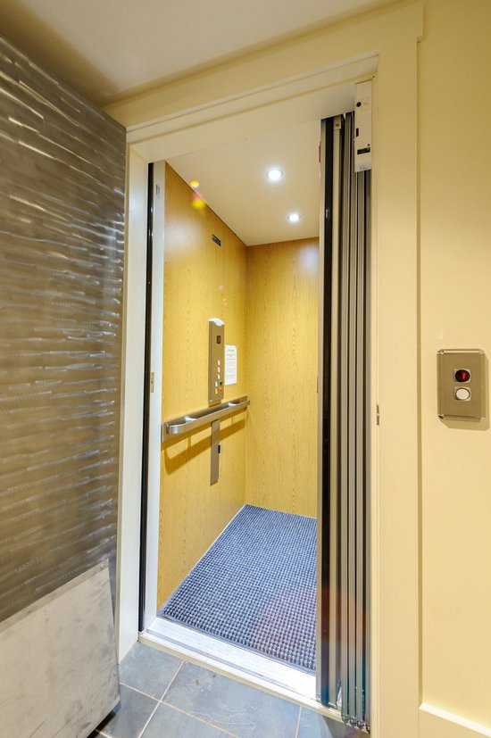 Big White 6 Bedroom Accommodation - The Edge - #1882