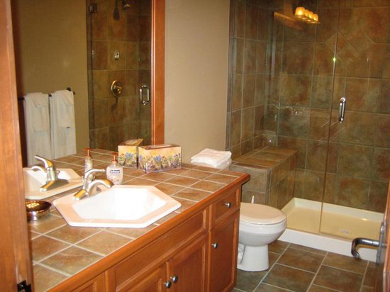 Big White 2 Bedroom Accommodation - Spyglass - #1905