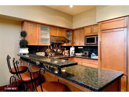 Whistler 3 Bedroom Accommodation - Montebello - #2006