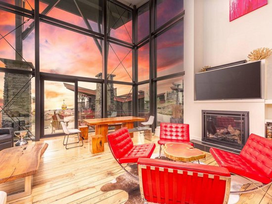 Big White 6 Bedroom Accommodation - The Edge - #2048 Big White 6 Bedroom Accommodation - The Edge - #2048