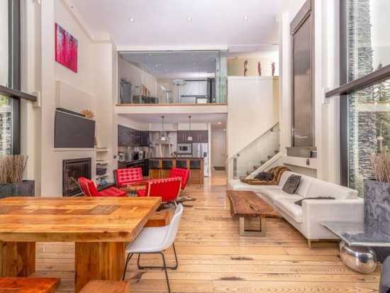 Big White 6 Bedroom Accommodation - The Edge - #2048