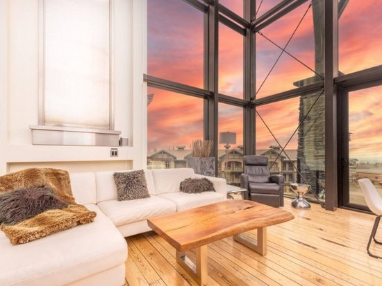 Big White 6 Bedroom Accommodation - The Edge - #2048