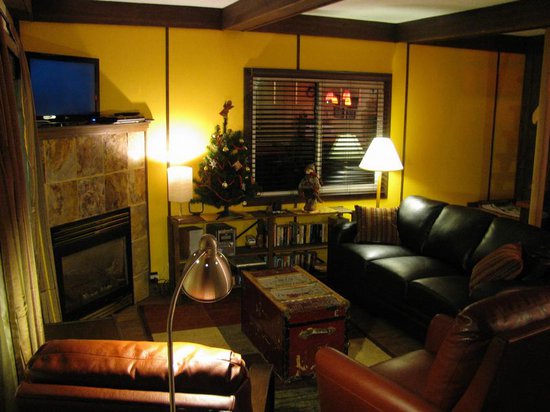 Silver Star 2 Bedroom Accommodation - Cabin Colony - #2085 Silver Star 2 Bedroom Accommodation - Cabin Colony - #2085