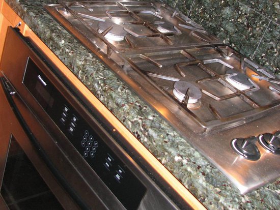 Whistler 3 Bedroom Accommodation - Montebello - #209