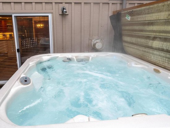 Whistler 2 Bedroom Accommodation - Glacier's Reach - #2096