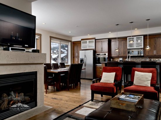 Big White 2 Bedroom Accommodation - Timbers - #2107