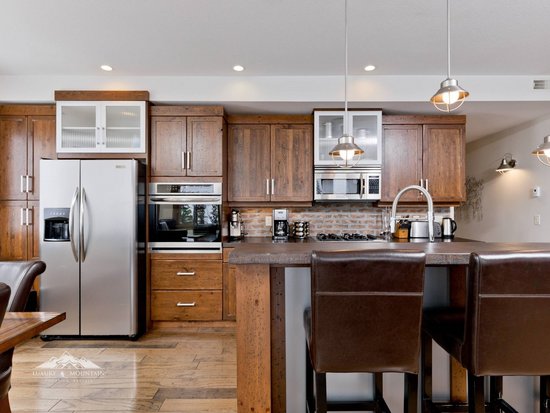 Big White 2 Bedroom Accommodation - Timbers - #2107