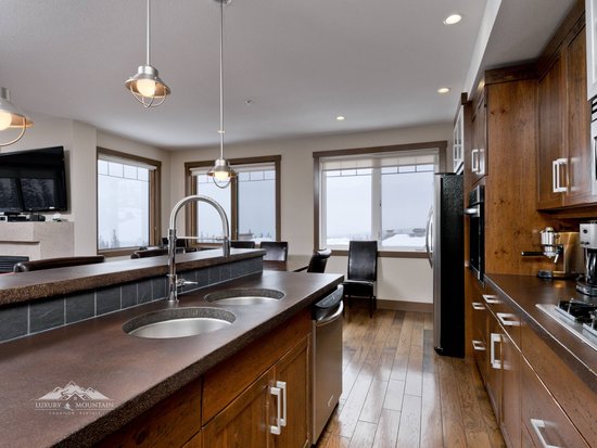 Big White 2 Bedroom Accommodation - Timbers - #2107