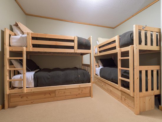 Big White 3 Bedroom Accommodation - Bear's Paw - #2111 Big White 3 Bedroom Accommodation - Bear's Paw - #2111