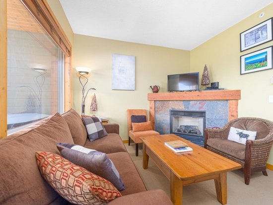 Big White 3 Bedroom Accommodation - Bear's Paw - #2111 Big White 3 Bedroom Accommodation - Bear's Paw - #2111
