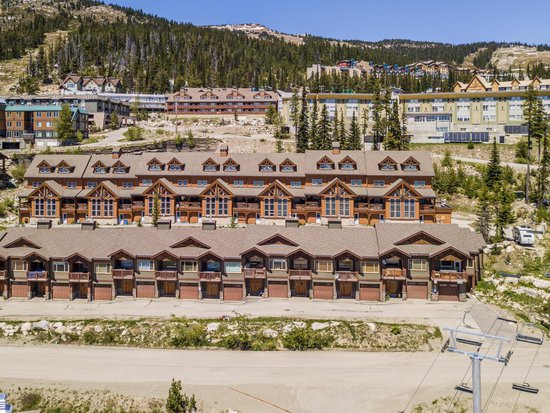 Big White 3 Bedroom Accommodation - Bear's Paw - #2111 Big White 3 Bedroom Accommodation - Bear's Paw - #2111