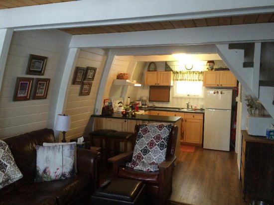 Silver Star 2 Bedroom Accommodation - Cabin Colony - #2113 Silver Star 2 Bedroom Accommodation - Cabin Colony - #2113