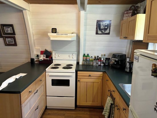Silver Star 2 Bedroom Accommodation - Cabin Colony - #2113