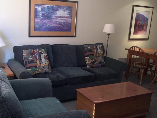 Whistler 1 Bedroom Accommodation - Whistler Town Plaza - Eagle Lodge - #2138