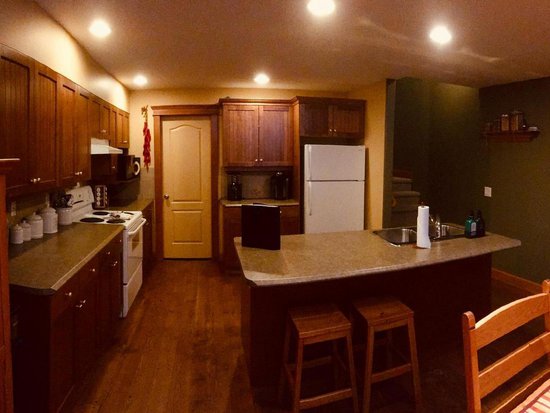 Big White 3 Bedroom Accommodation - Tree Tops - #2195 Big White 3 Bedroom Accommodation - Tree Tops - #2195