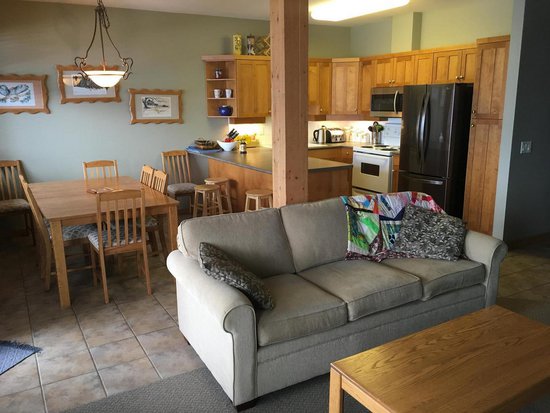 Big White 2 Bedroom Accommodation - Timber Ridge - #2231 Big White 2 Bedroom Accommodation - Timber Ridge - #2231
