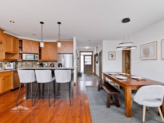 Big White 2 Bedroom Accommodation - Southpoint - #2234