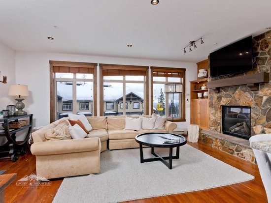 Big White 2 Bedroom Accommodation - Southpoint - #2234