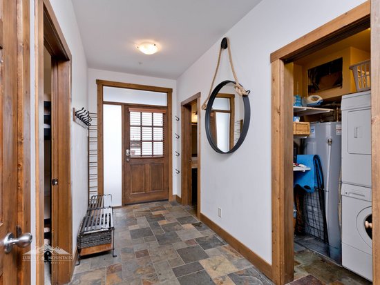 Big White 2 Bedroom Accommodation - Southpoint - #2234