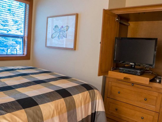 Whistler 3 Bedroom Accommodation - Montebello - #2283 Whistler 3 Bedroom Accommodation - Montebello - #2283